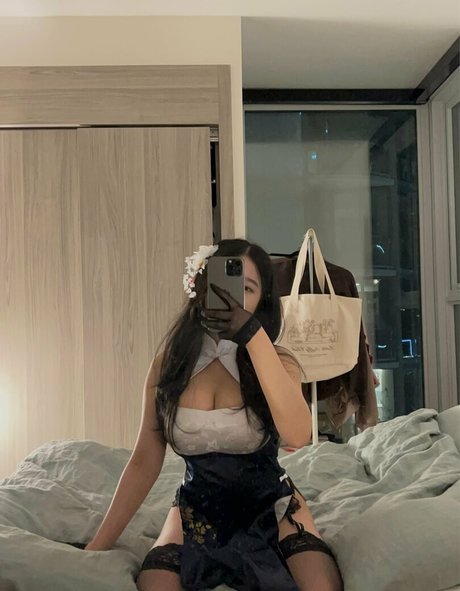 bunnygirlyeona star pretty photo