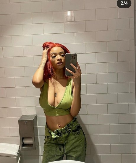 Etherians_ erotic pornstar picture