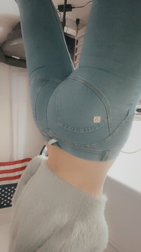 mollycollection pretty actress pictures