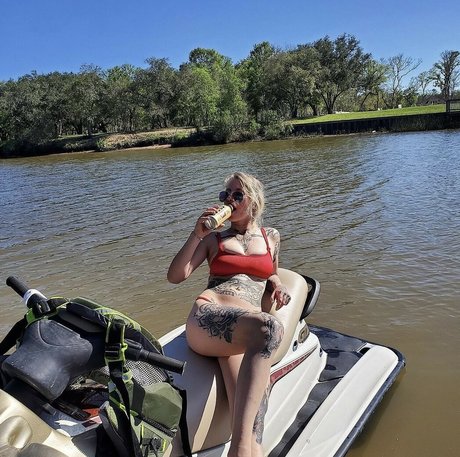 Awholeassmessbpd hot pornstar gallery