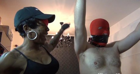 ebonykiana perfect pornstar pic