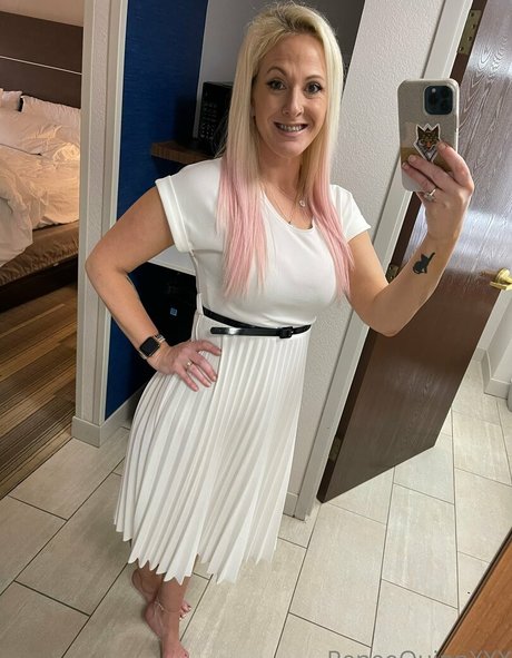 reneequinnxxx pornstar beautiful picture