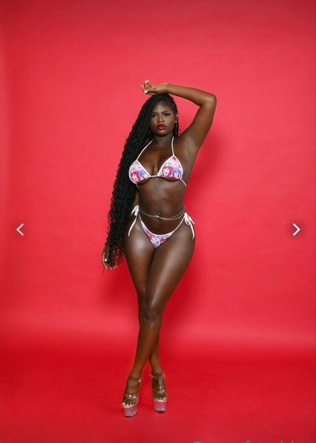 doseofneez star porn photo