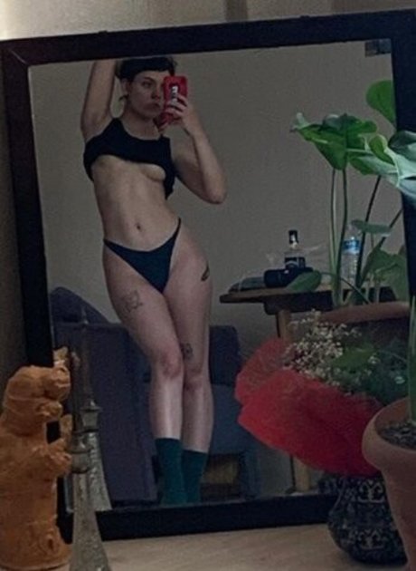 Aiyshe pornstar pretty pics