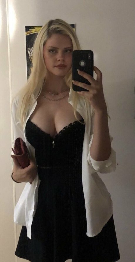 brittvnybitchh Photo Gallery