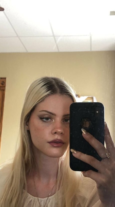 brittvnybitchh model photo