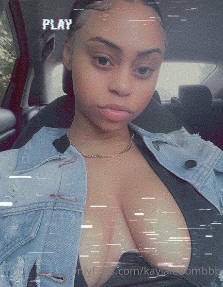 kaylalebombbb perfect model pic