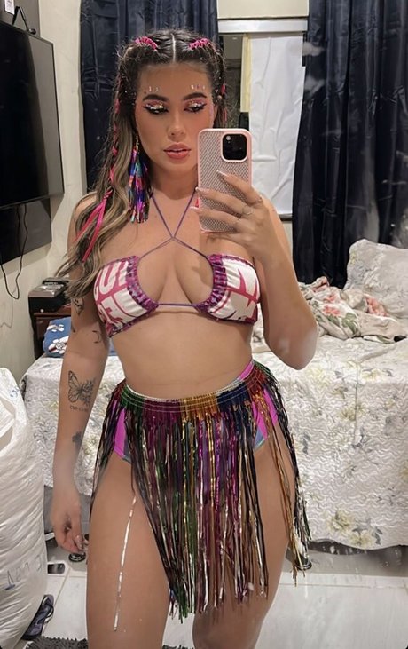 Carlevellyn xxx actress pictures