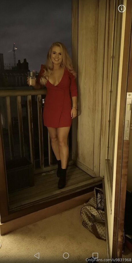 gushinggeegeefree model free picture