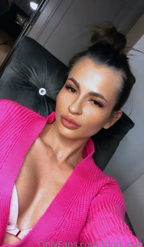 mon ique star perfect photos