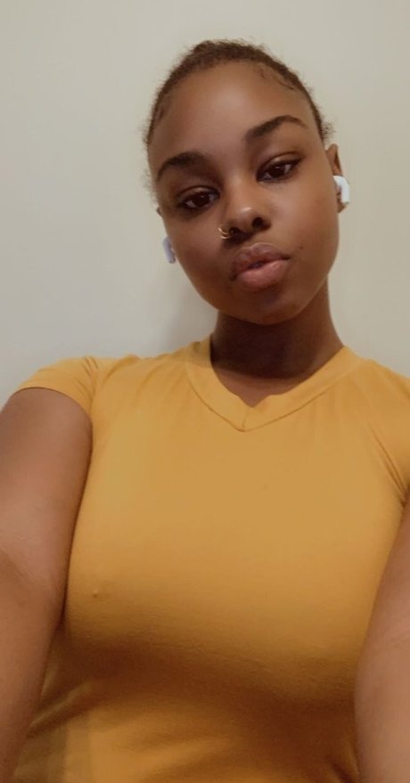 Liliwashere star picture