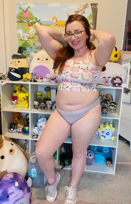 tinycarrotcake model hot gallery