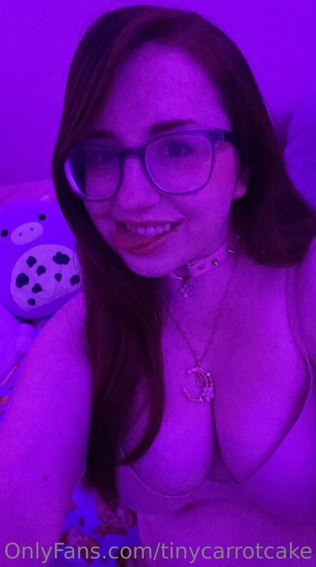 tinycarrotcake star pic