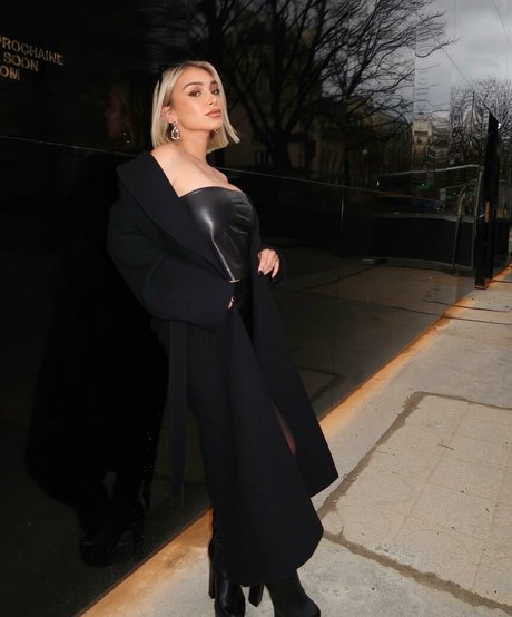 Camaryn Swanson pornstar erotic images