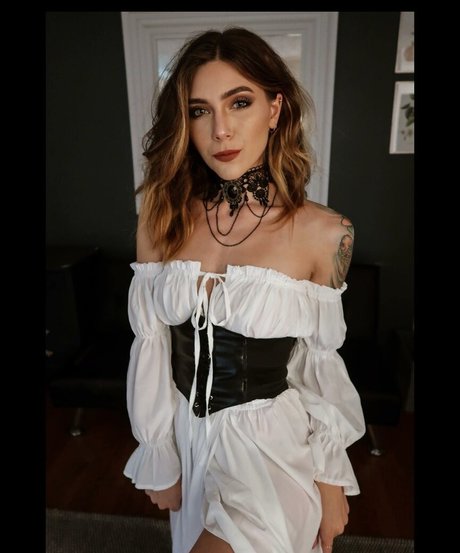 huge fake tits onlyfans sex archive