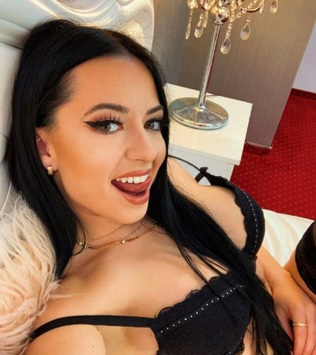 EdithOliviere star pretty archive