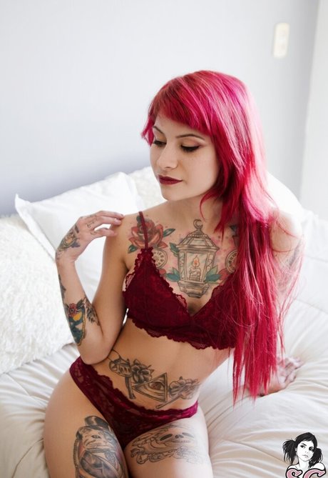 Neruvbe top actress pic