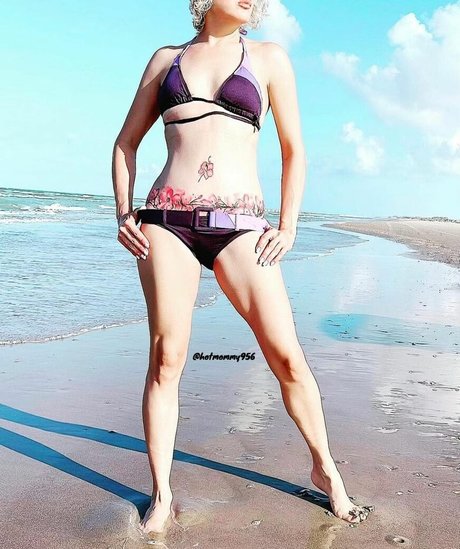 Hotmommy956 top model images