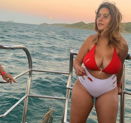 cheerleader onlyfans hot sexy images