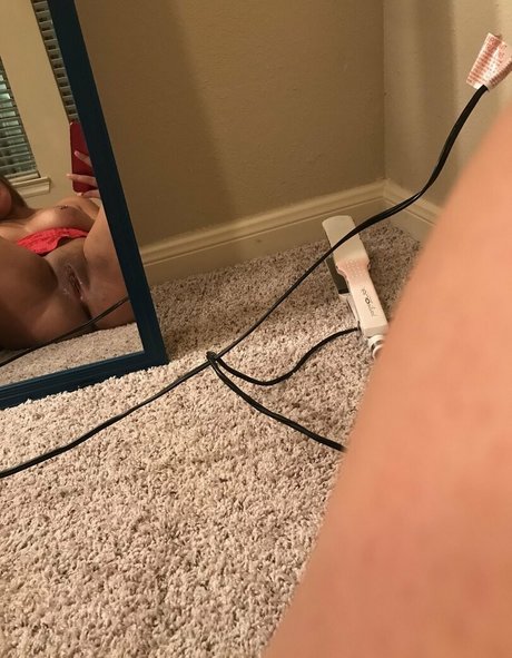 Amynicole1111 model exclusive galleries