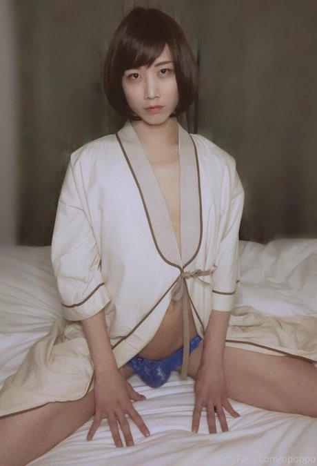 opoppo beautiful actress photos