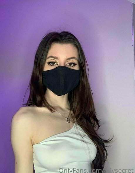 nickyxxlicky model nude archive