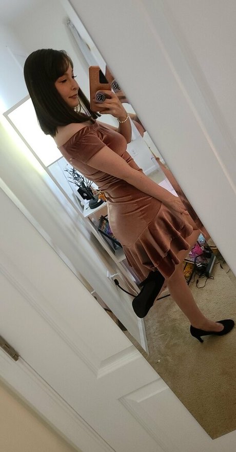 cherryvonfairyfree beautiful actress photos