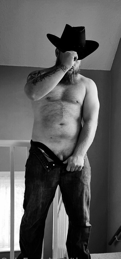 mommy onlyfans hot naked picture