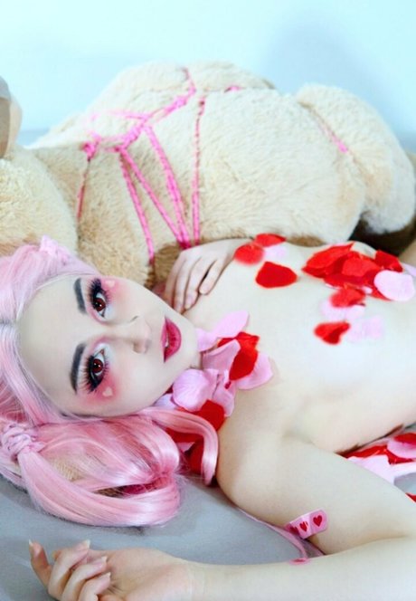 lolykoi sexy pornstar photo