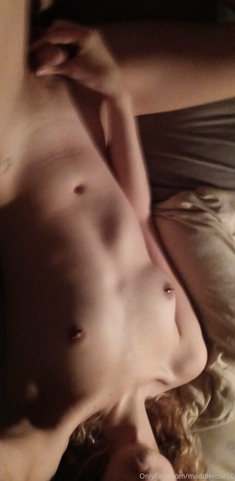 maddierose10 exclusive model picture