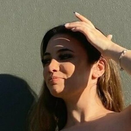 Akiira Sutton Large top actress photo