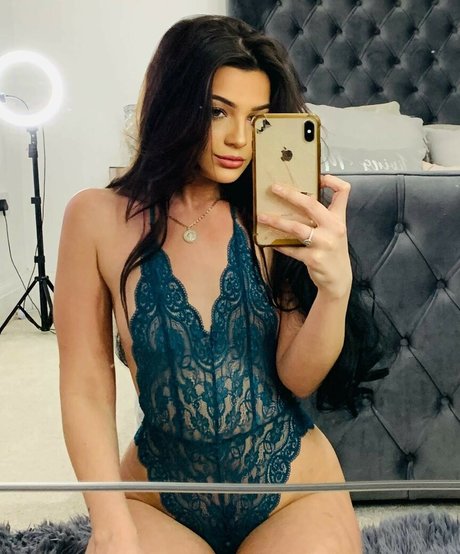 deedemi96 beautiful pornstar gallery