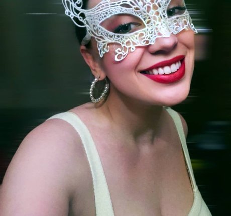 leather leggings onlyfans pretty picture