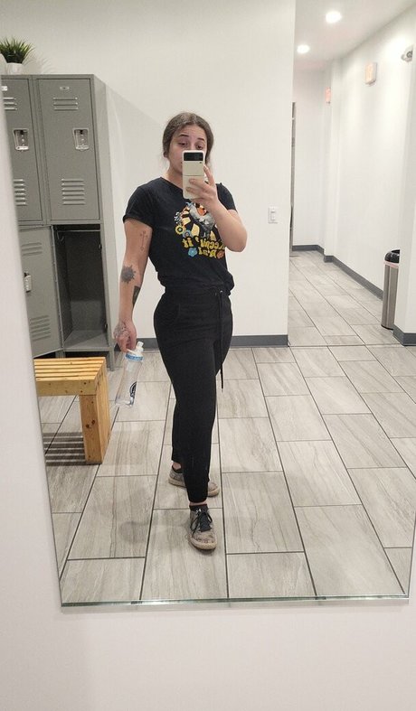 Emm Loomis erotic actress gallery