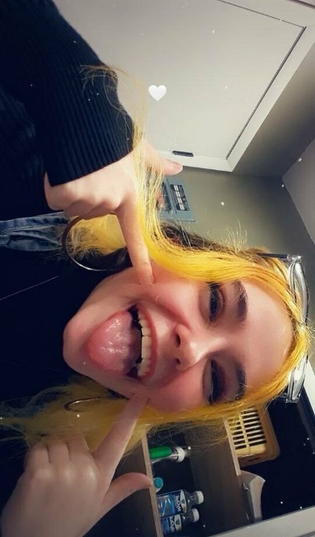 art1stdotz free star galleries