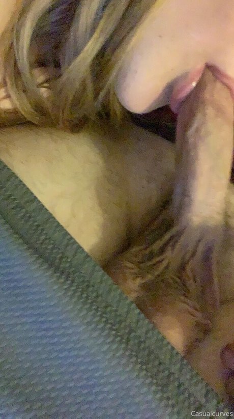 casualcurves exclusive actress photo