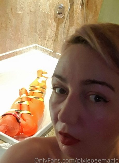 pixiepeemagic sexy model archive