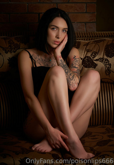 lethalrose666 adult star gallery