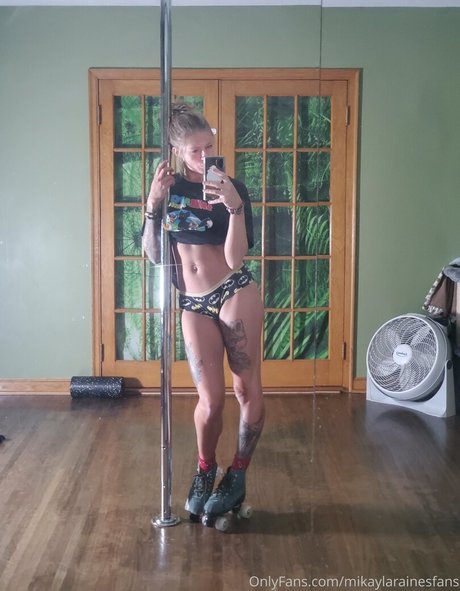 mikaylarainesfans model art archive