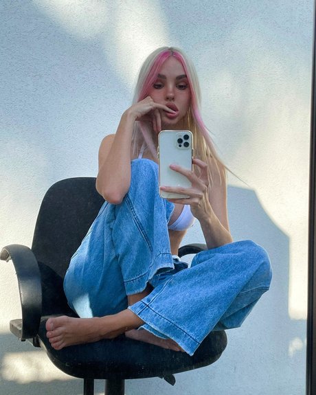 Maria Domark beautiful model image