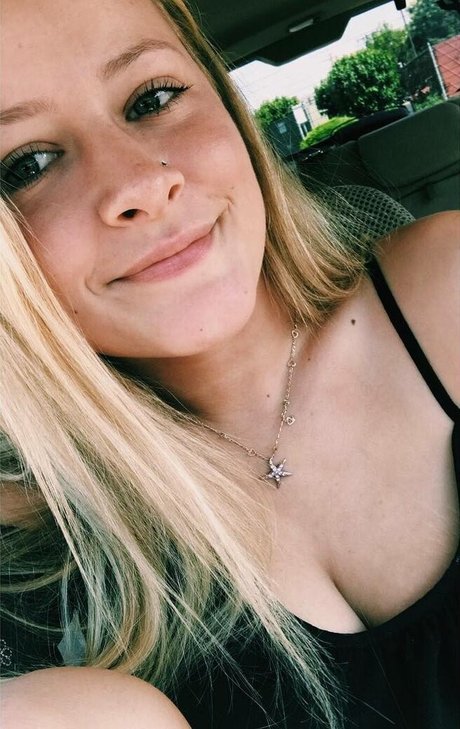 Bridget N nude pornstar photo