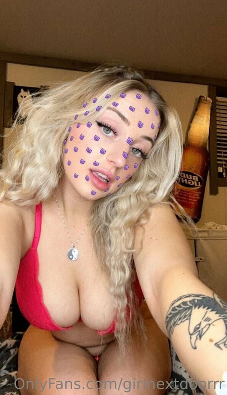 girlnextdoorrr xxx model pictures