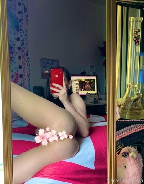 anastasialoveau model porn photo