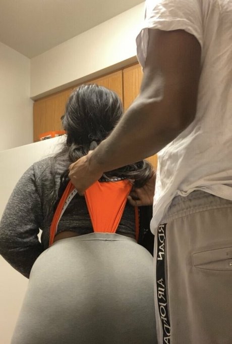 ghettowedgies pretty pornstar photo