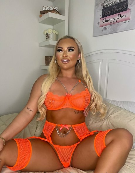 latina feet onlyfans beautiful naked picture