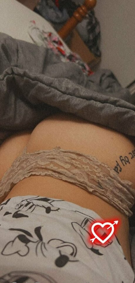 izzyizzyy pornstar free photos