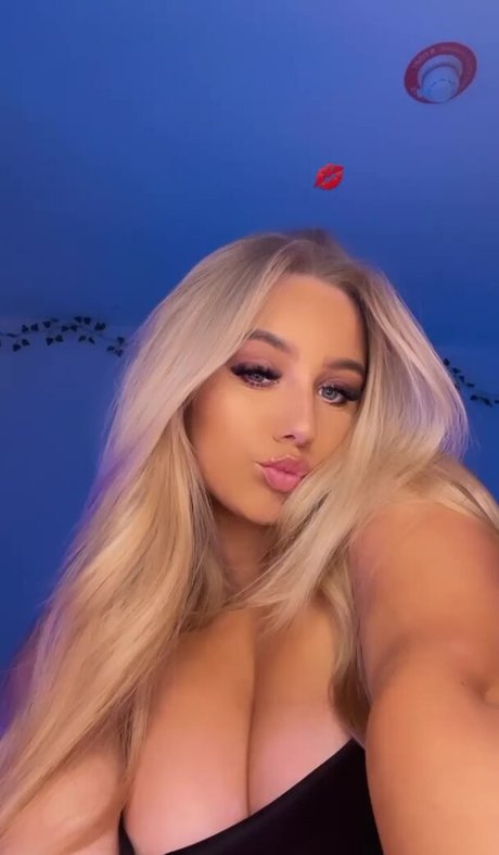 Gracie M erotic model photos