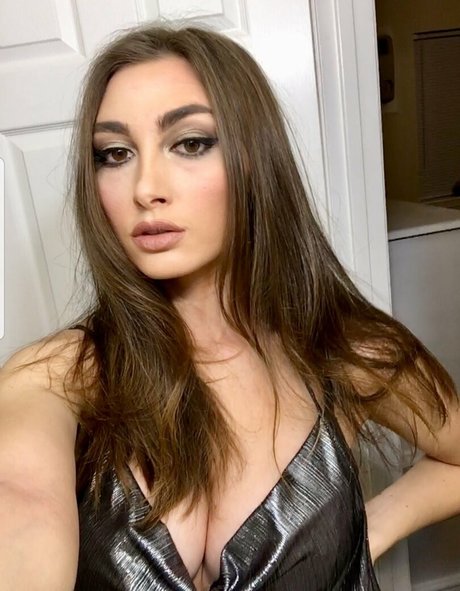 xoxokelss sexy actress photo