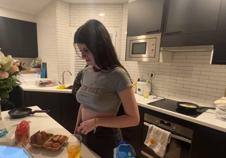 Abbyimu porn star img