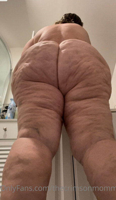 thecrimsonmommy model porn images